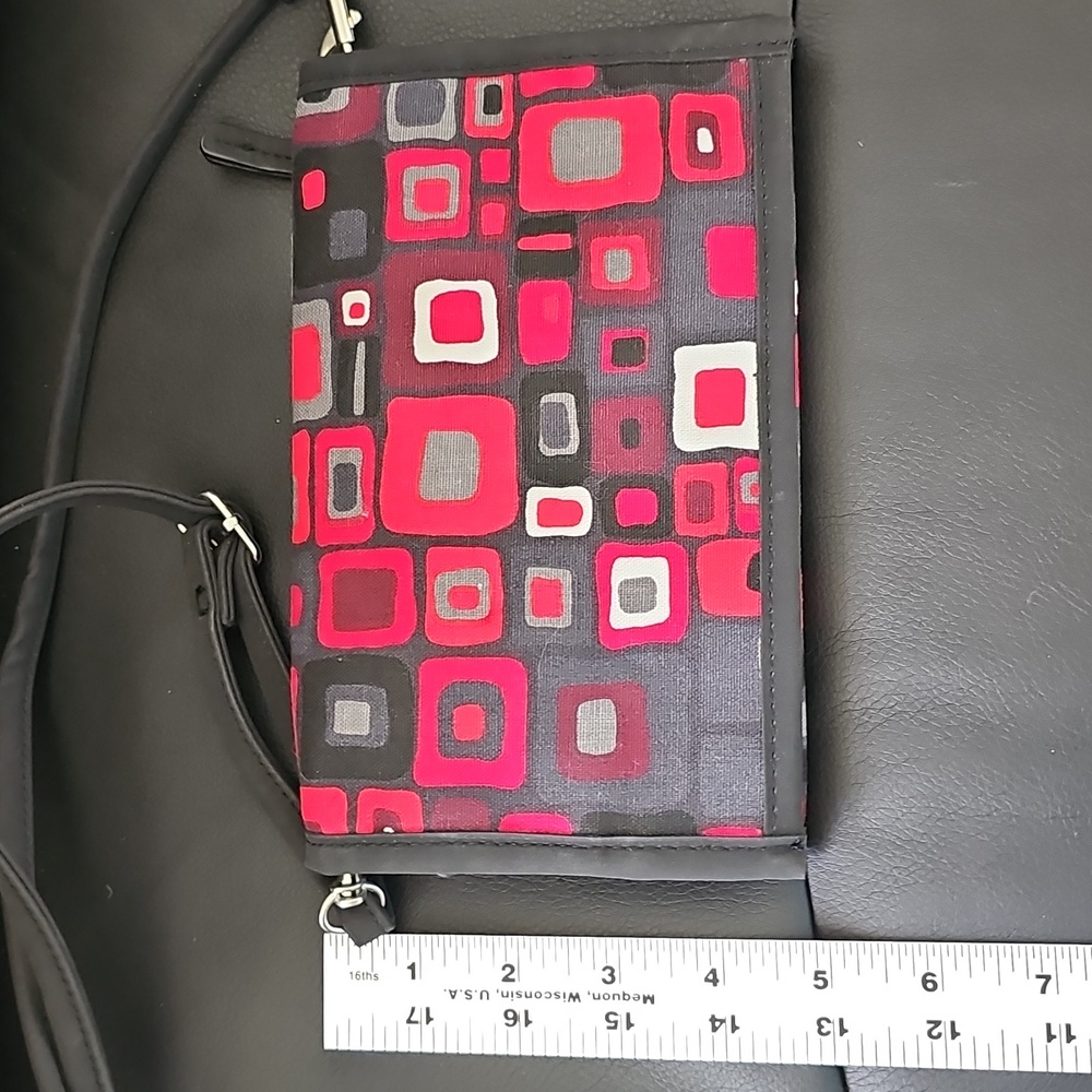 Donna Sharp Nwot Geometric Patterned Crossbody - image 2